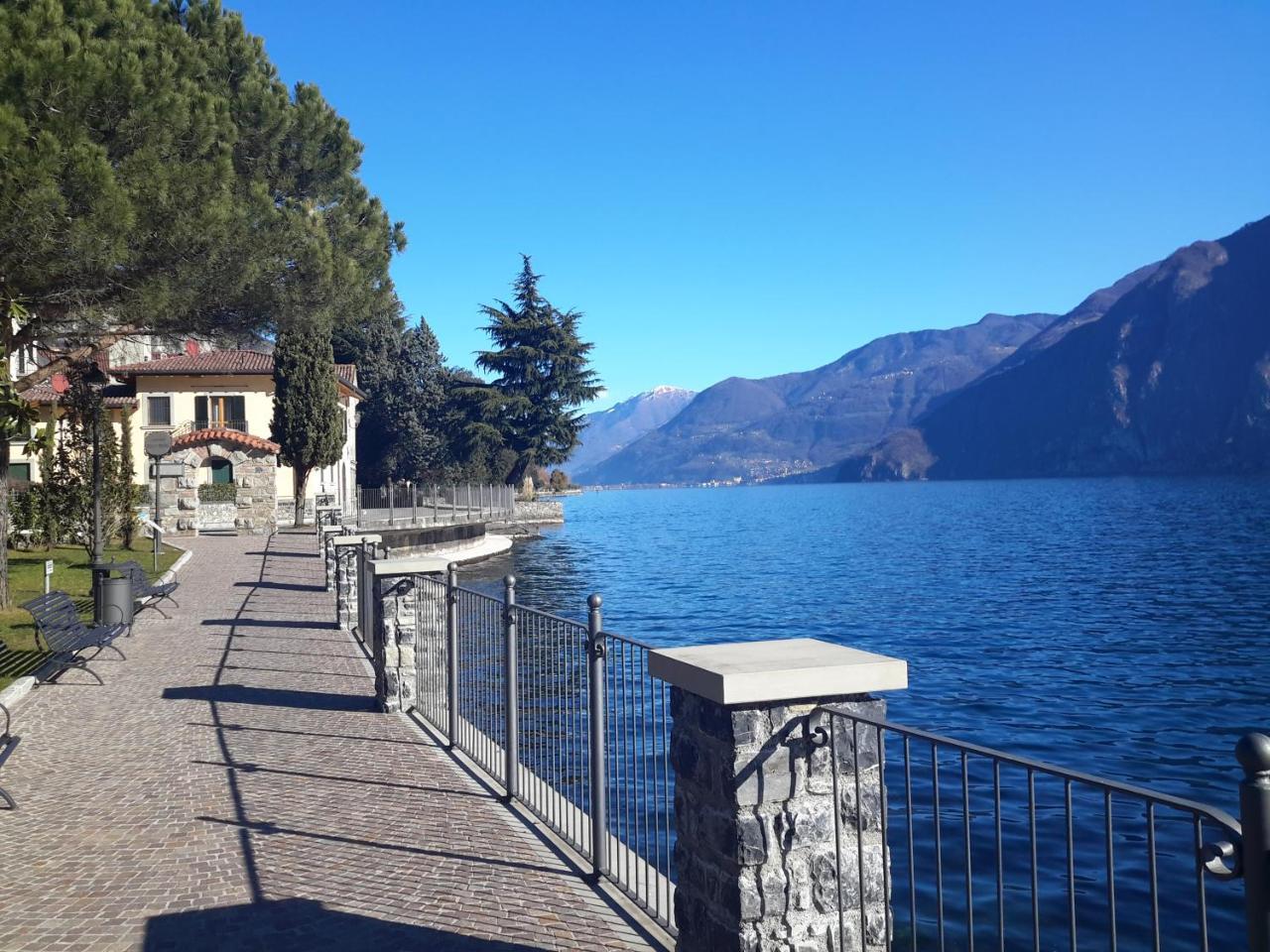 Iseolakerental - Casa Anita Riva di Solto Buitenkant foto