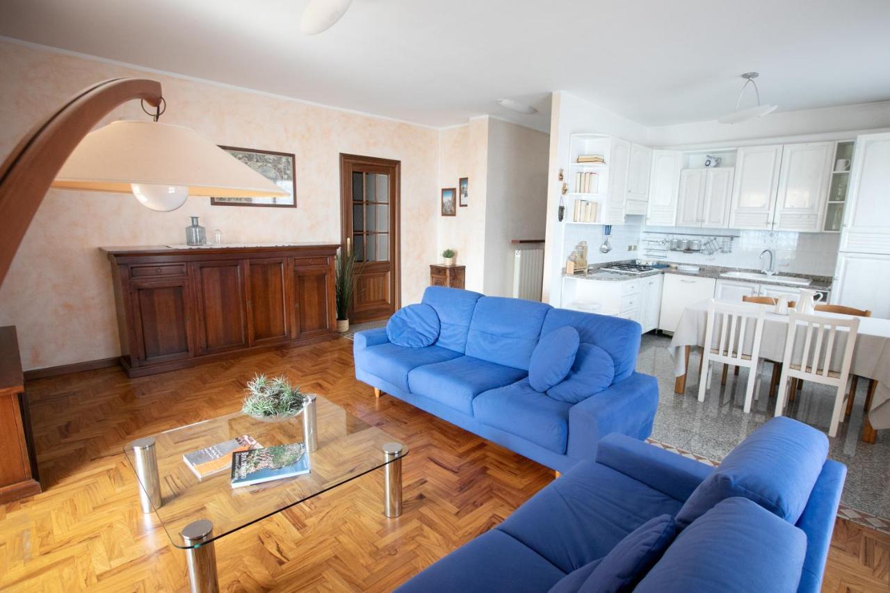 Iseolakerental - Casa Anita Riva di Solto Buitenkant foto